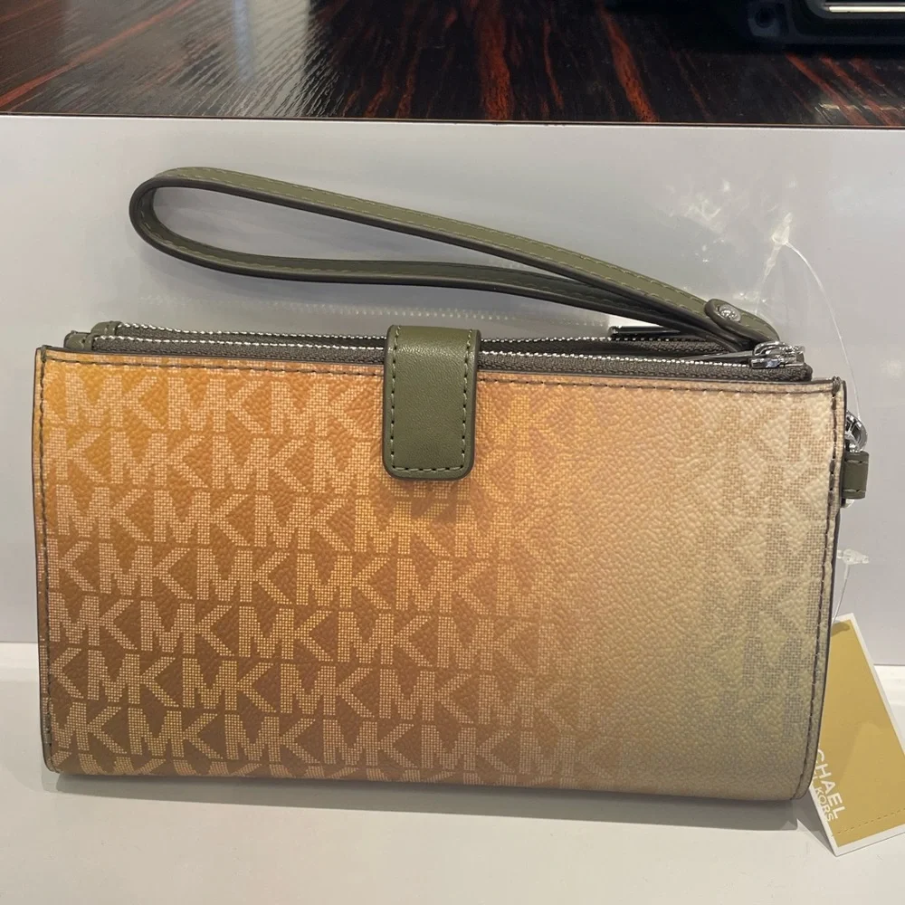 MICHAEL KORS Jet Set Lg Ombré Signature Logo Wristlet Phone Holder Olive Com NWT